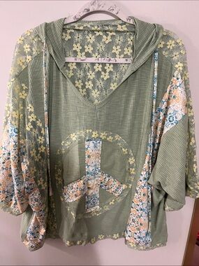 Women's Olive Green Lace Peace Sign Hoodie Top